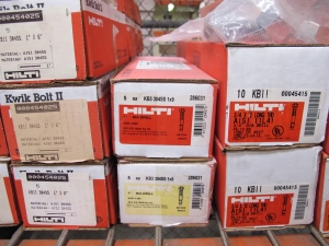 LOT TO INCLUDE: LARGE QUANTITY OF HILTI ANCHORS AND BOLTS. LOADING & HANDLING FEE $15-4210